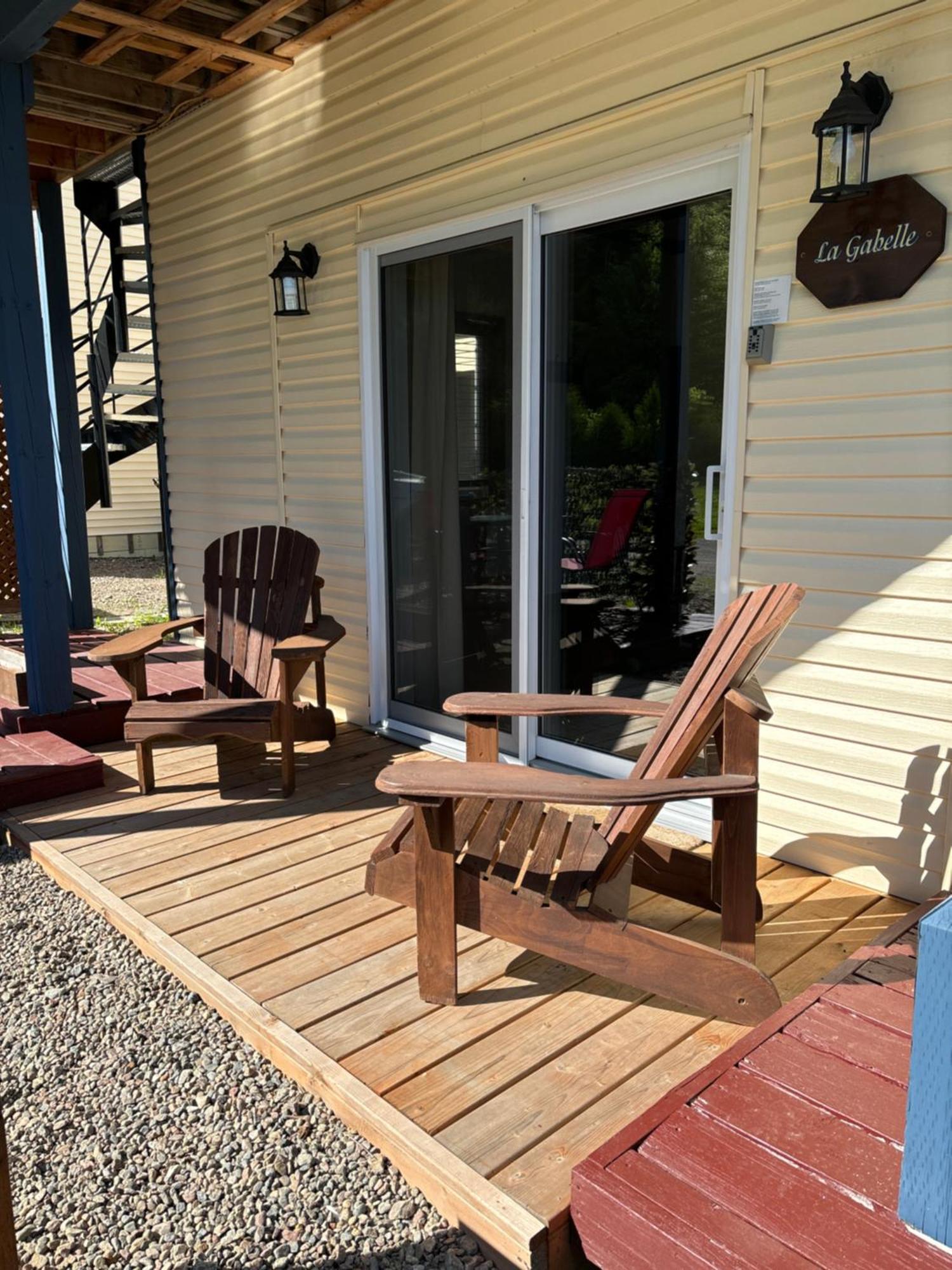 Domaine De La Baie, Les Suites Shawinigan Eksteriør bilde