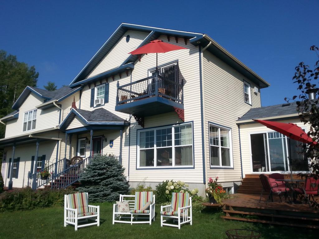 Domaine De La Baie, Les Suites Shawinigan Eksteriør bilde