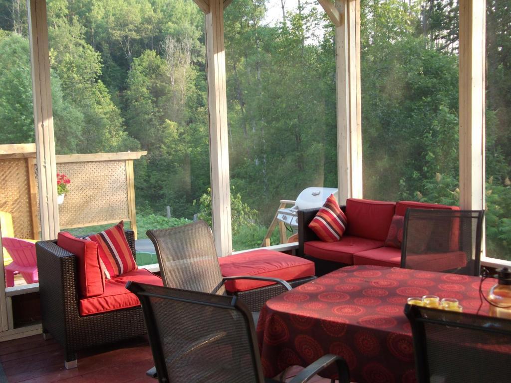 Domaine De La Baie, Les Suites Shawinigan Eksteriør bilde