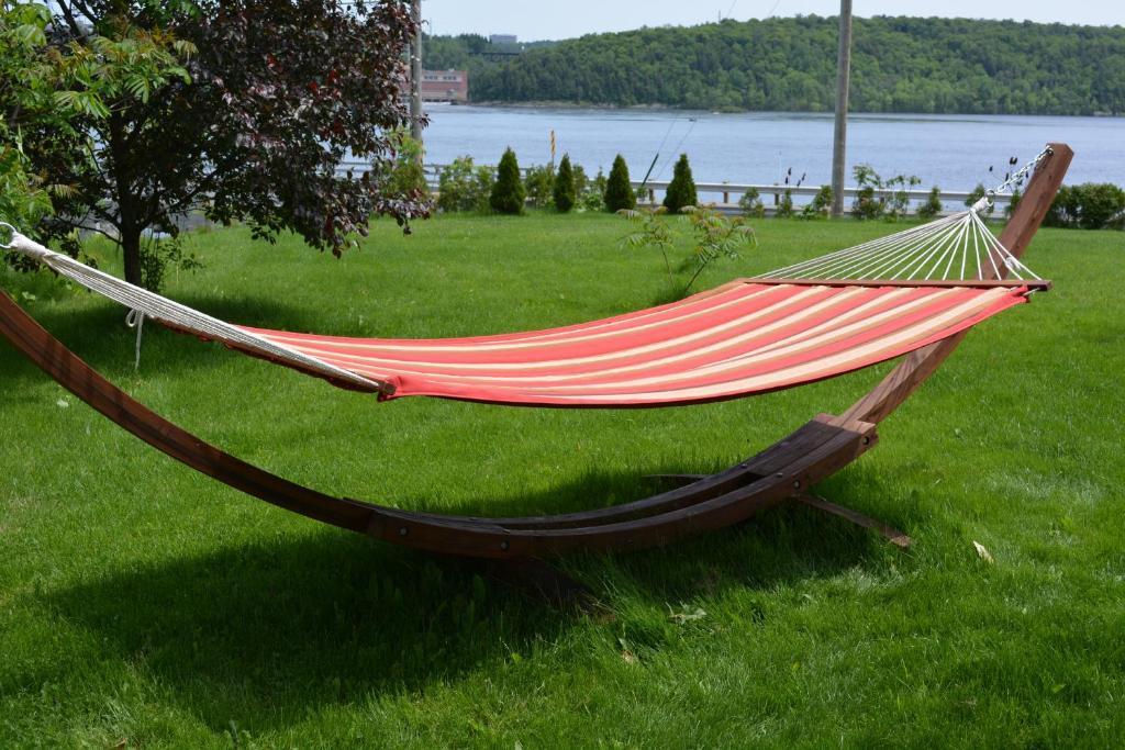 Domaine De La Baie, Les Suites Shawinigan Eksteriør bilde